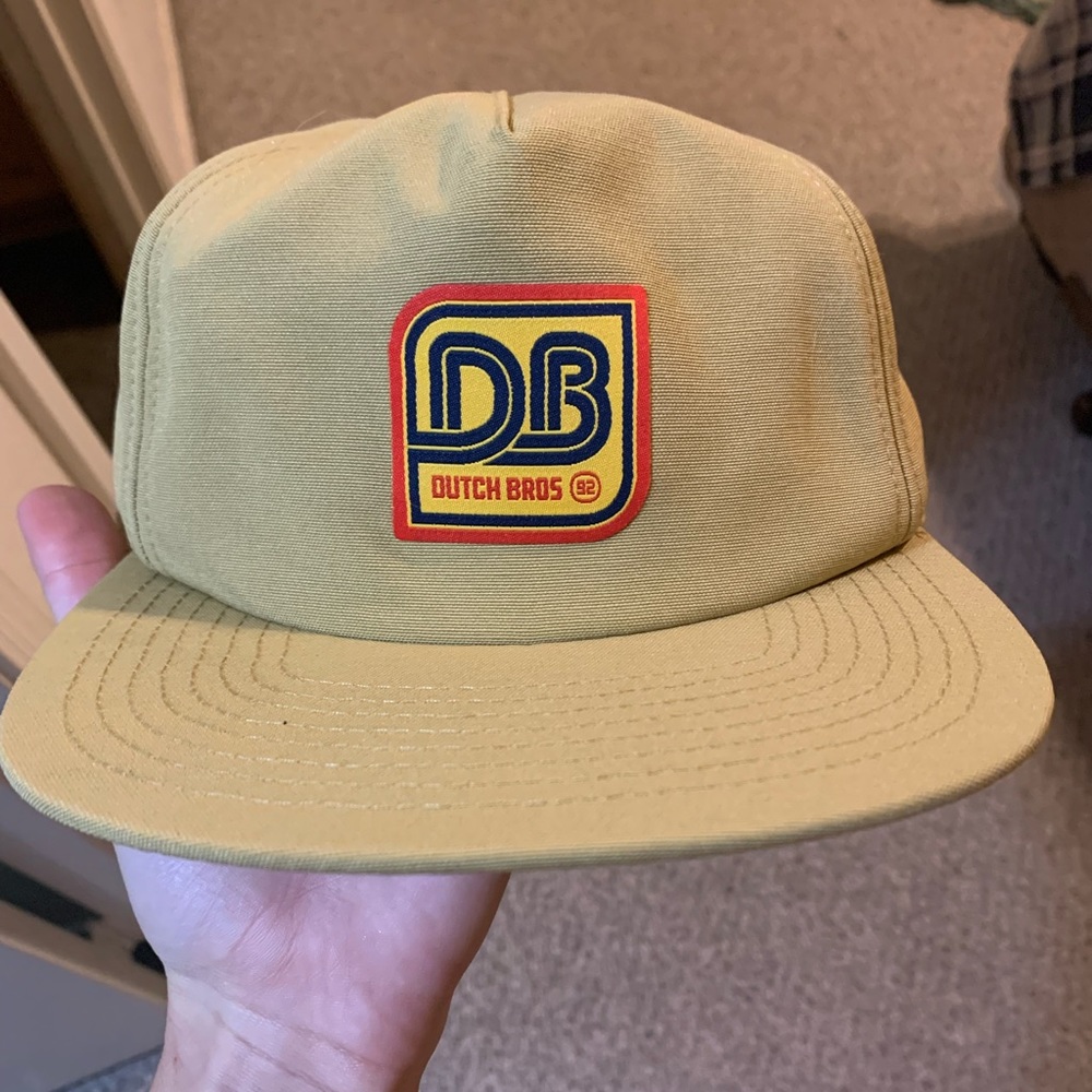 Dutch bros snap back
